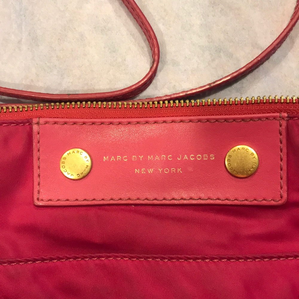 Marc Jacobs pink cross body